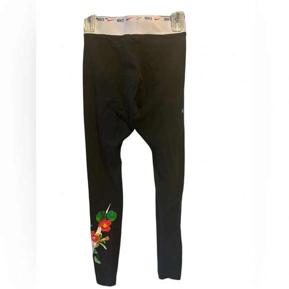 Nike Women’s Floral Printed Leggings Black Pants Cotton/Spandex - Picture 1 of 7